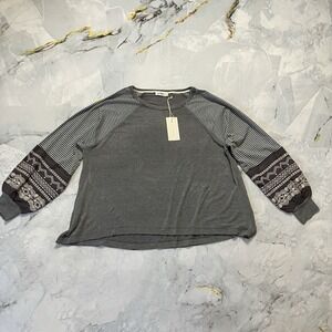 In Loom Shirt Womens Size Medium Charcoal Enchanted‎ Embroidered Top